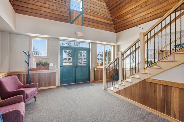 5013 162nd Street W, Lakeville, MN 55044