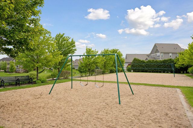 5013 162nd Street W, Lakeville, MN 55044