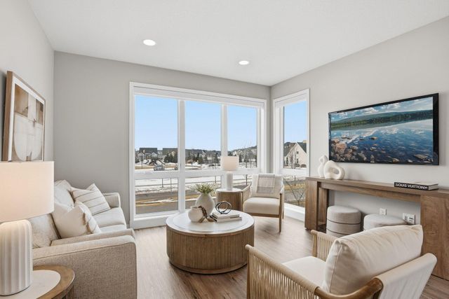 5013 162nd Street W, Lakeville, MN 55044