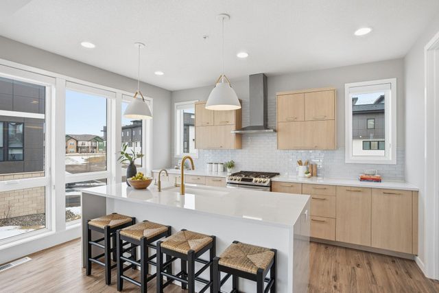 5013 162nd Street W, Lakeville, MN 55044