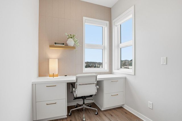 5013 162nd Street W, Lakeville, MN 55044