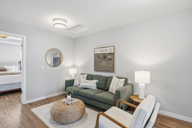 5013 162nd Street W, Lakeville, MN 55044