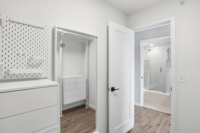 5013 162nd Street W, Lakeville, MN 55044