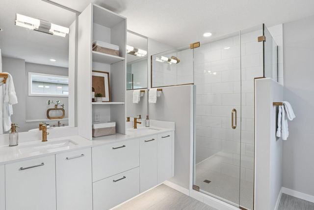 5013 162nd Street W, Lakeville, MN 55044