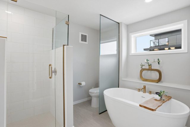 5013 162nd Street W, Lakeville, MN 55044