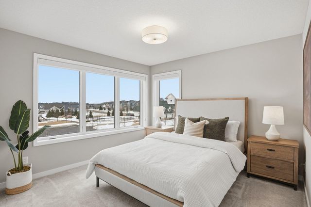 5013 162nd Street W, Lakeville, MN 55044