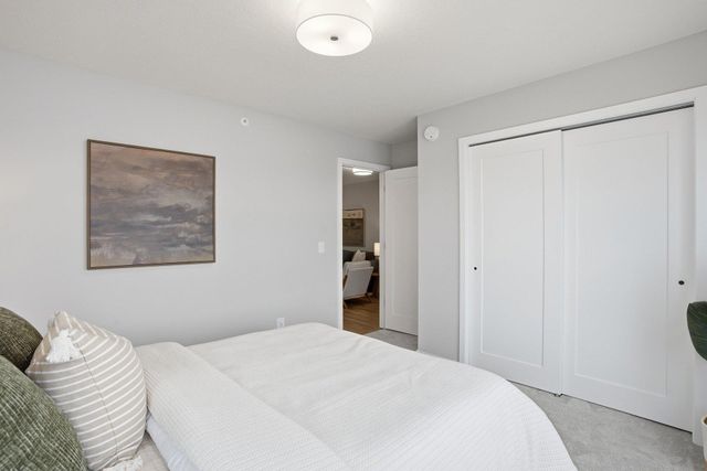 5013 162nd Street W, Lakeville, MN 55044