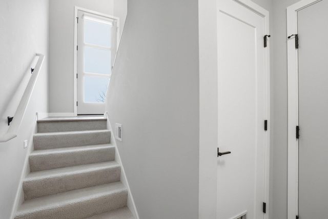 5013 162nd Street W, Lakeville, MN 55044