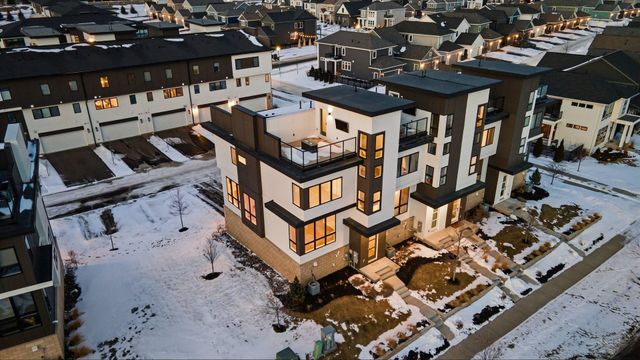 5013 162nd Street W, Lakeville, MN 55044