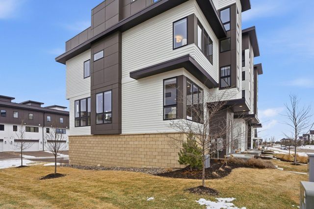 5013 162nd Street W, Lakeville, MN 55044