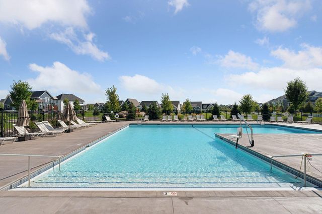 5013 162nd Street W, Lakeville, MN 55044