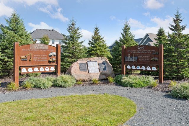 5013 162nd Street W, Lakeville, MN 55044