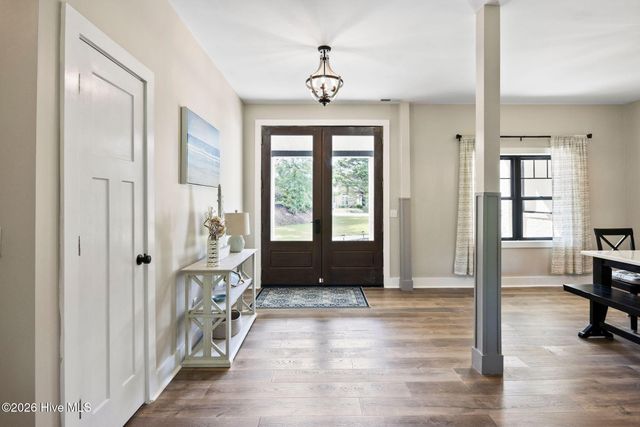8104 Mainsail Lane, Wilmington, NC 28412