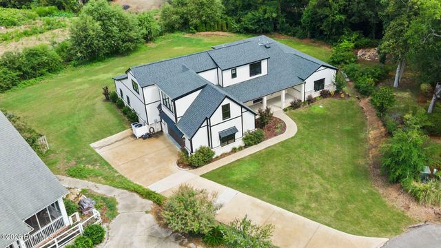 8104 Mainsail Lane, Wilmington, NC 28412