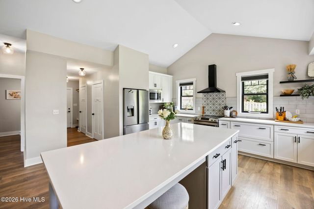 8104 Mainsail Lane, Wilmington, NC 28412