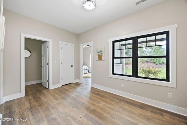 8104 Mainsail Lane, Wilmington, NC 28412