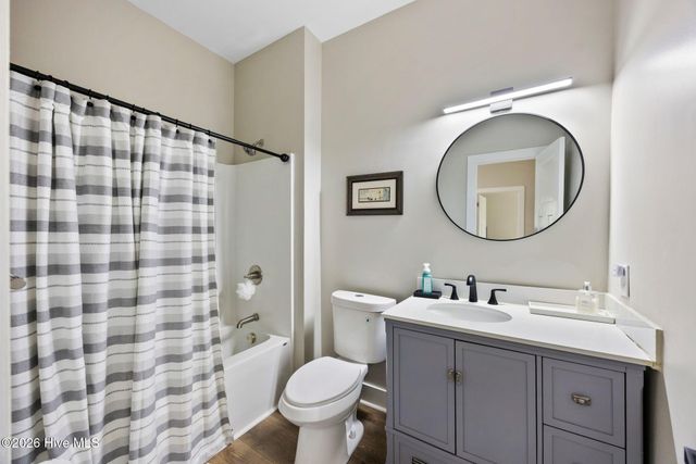 8104 Mainsail Lane, Wilmington, NC 28412