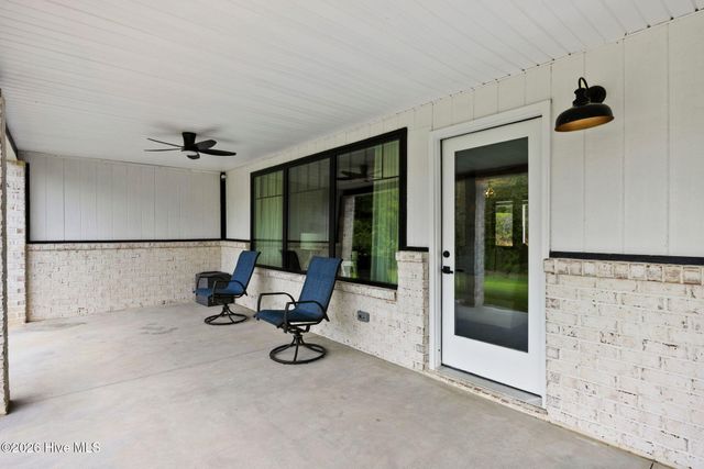 8104 Mainsail Lane, Wilmington, NC 28412
