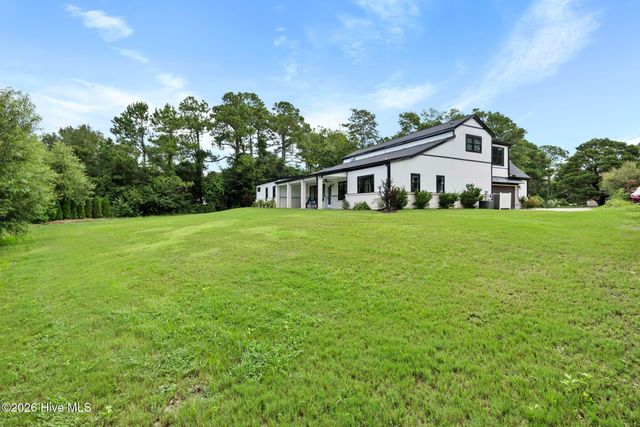 8104 Mainsail Lane, Wilmington, NC 28412