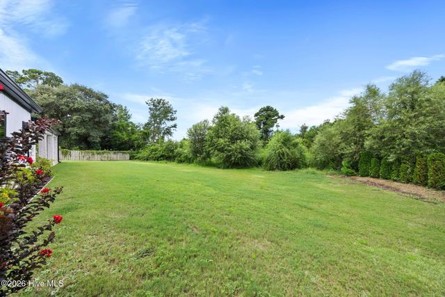 8104 Mainsail Lane, Wilmington, NC 28412
