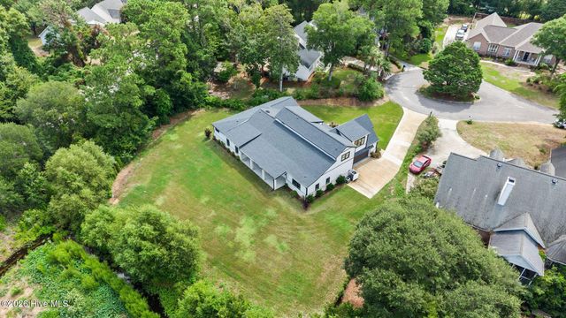8104 Mainsail Lane, Wilmington, NC 28412