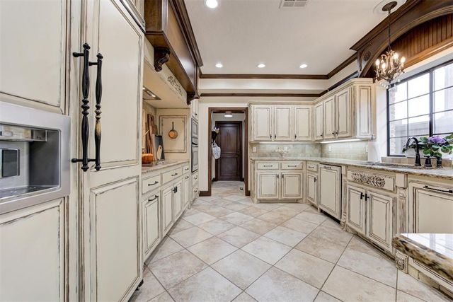 1805 Danfield Drive, Norman, OK 73072