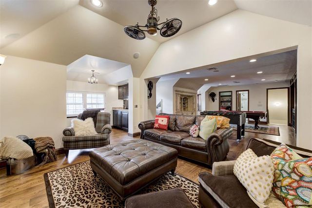 1805 Danfield Drive, Norman, OK 73072