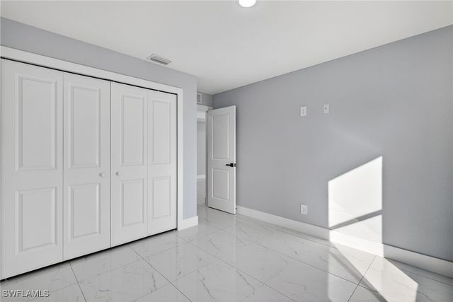 1044 Cresthaven ST, Lehigh Acres, FL 33974