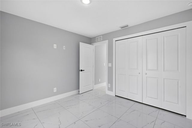 1044 Cresthaven ST, Lehigh Acres, FL 33974