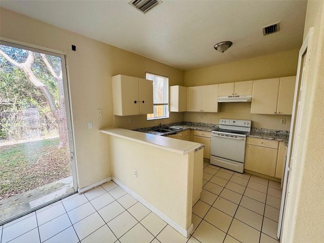 1601 SE 24th Ct 221, Homestead, FL 33035