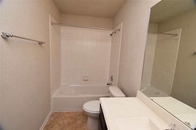 3015 Dripping Springs Court, Katy, TX 77494