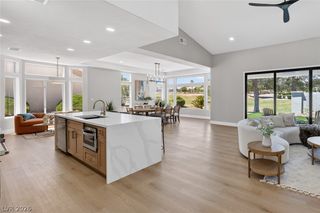 2825 Billy Casper Drive, Las Vegas, NV 89134