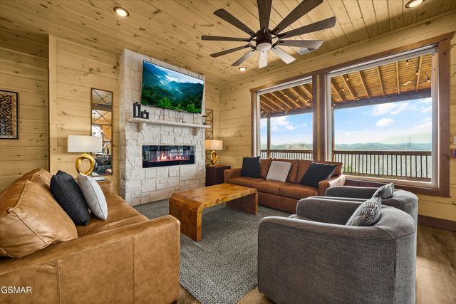 1258 Reedmont Way, Sevierville, TN 37876