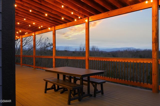 1258 Reedmont Way, Sevierville, TN 37876