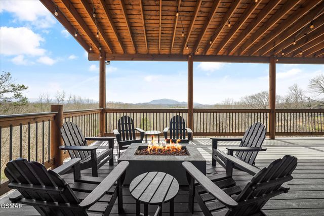 1258 Reedmont Way, Sevierville, TN 37876