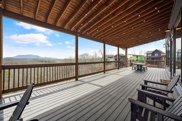 1258 Reedmont Way, Sevierville, TN 37876