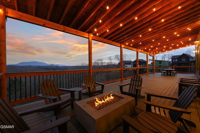 1258 Reedmont Way, Sevierville, TN 37876