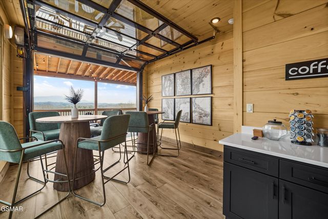 1258 Reedmont Way, Sevierville, TN 37876