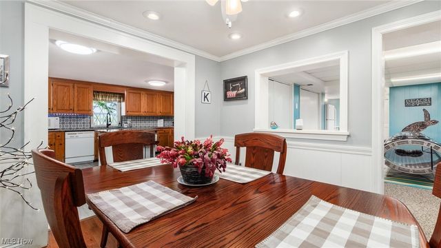 1060 Griffiths Drive, Zanesville, OH 43701