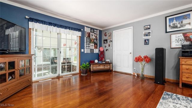 1060 Griffiths Drive, Zanesville, OH 43701