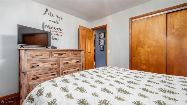 1060 Griffiths Drive, Zanesville, OH 43701