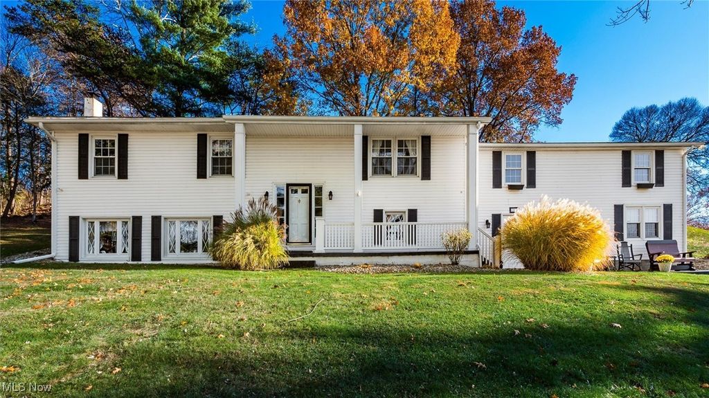 1060 Griffiths Drive, Zanesville, OH 43701