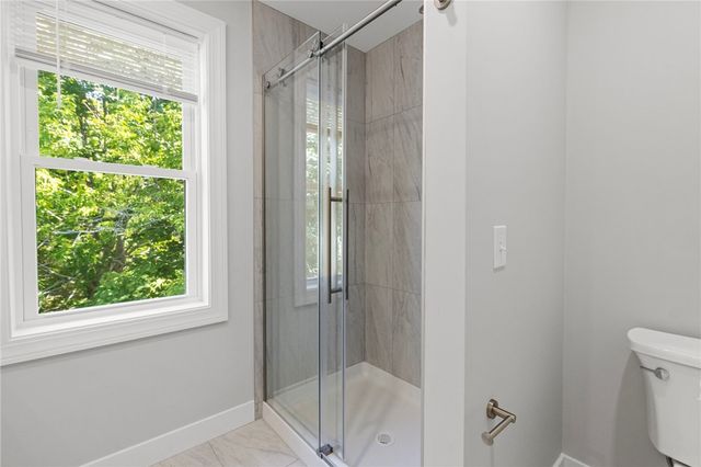 51 Pine Street, Portsmouth, RI 02871