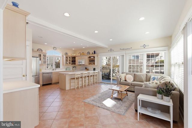 23 FIFTH, Beach Haven, NJ 08008