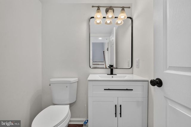 1495 HOWARD RD SE, Washington, DC 20020