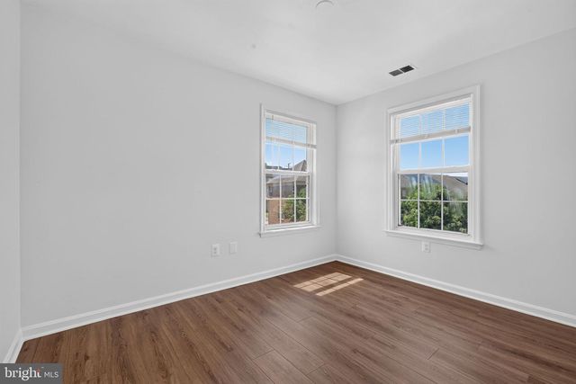 1495 HOWARD RD SE, Washington, DC 20020