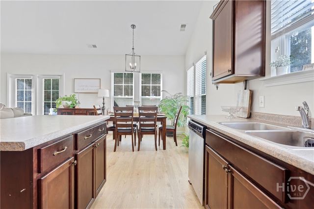 119 Crystal Lake Drive, Savannah, GA 31407