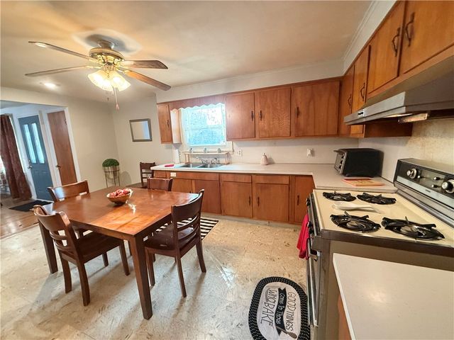 2989 East Avenue, Waterloo, NY 13165