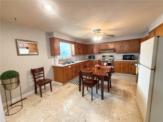 2989 East Avenue, Waterloo, NY 13165