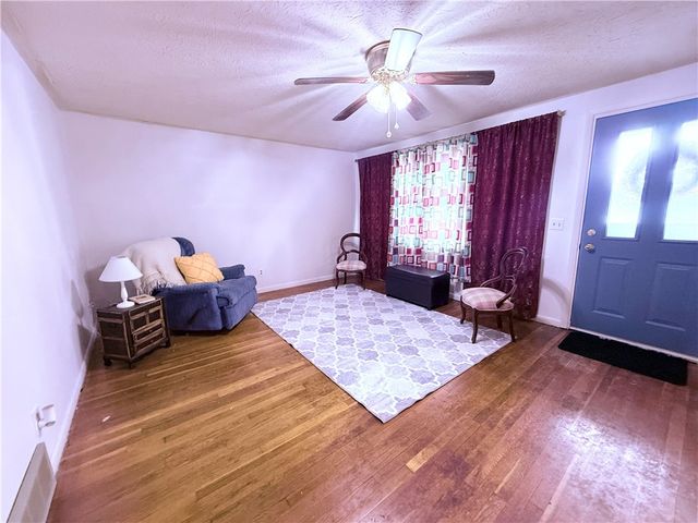 2989 East Avenue, Waterloo, NY 13165